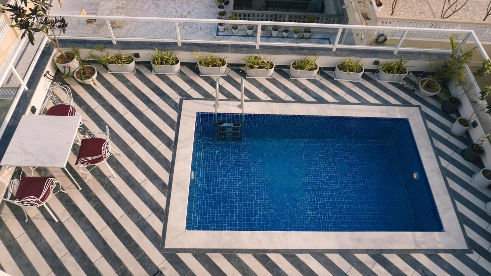 Hotel Naren Villa Udaipur Bagian luar foto
